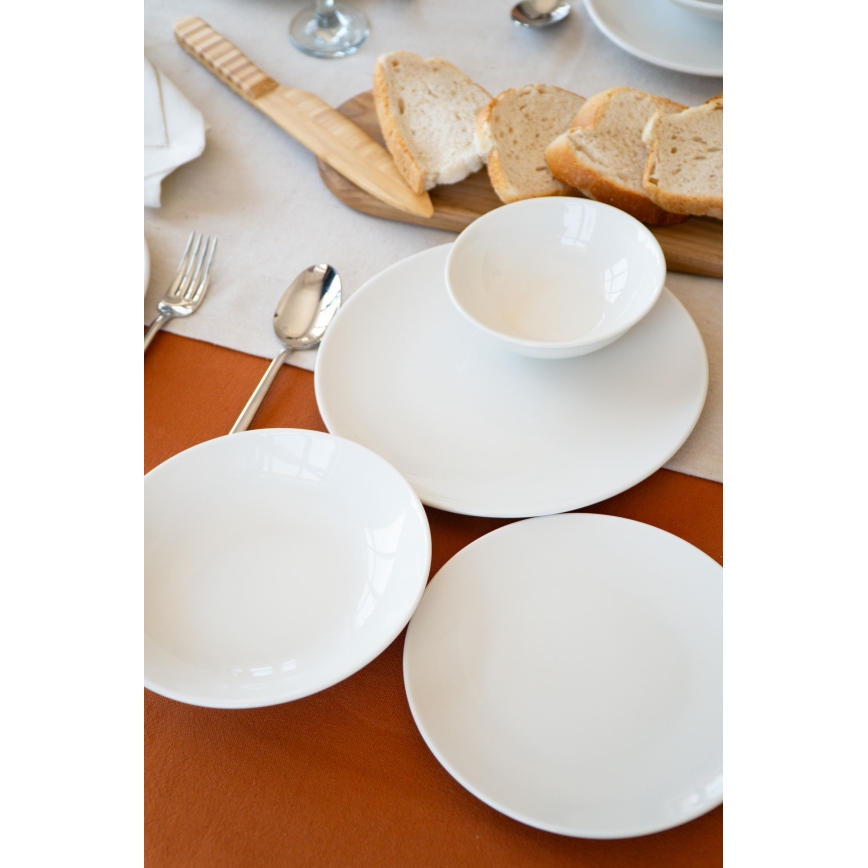 24-dielna jedálenská súprava z bieleho porcelánu