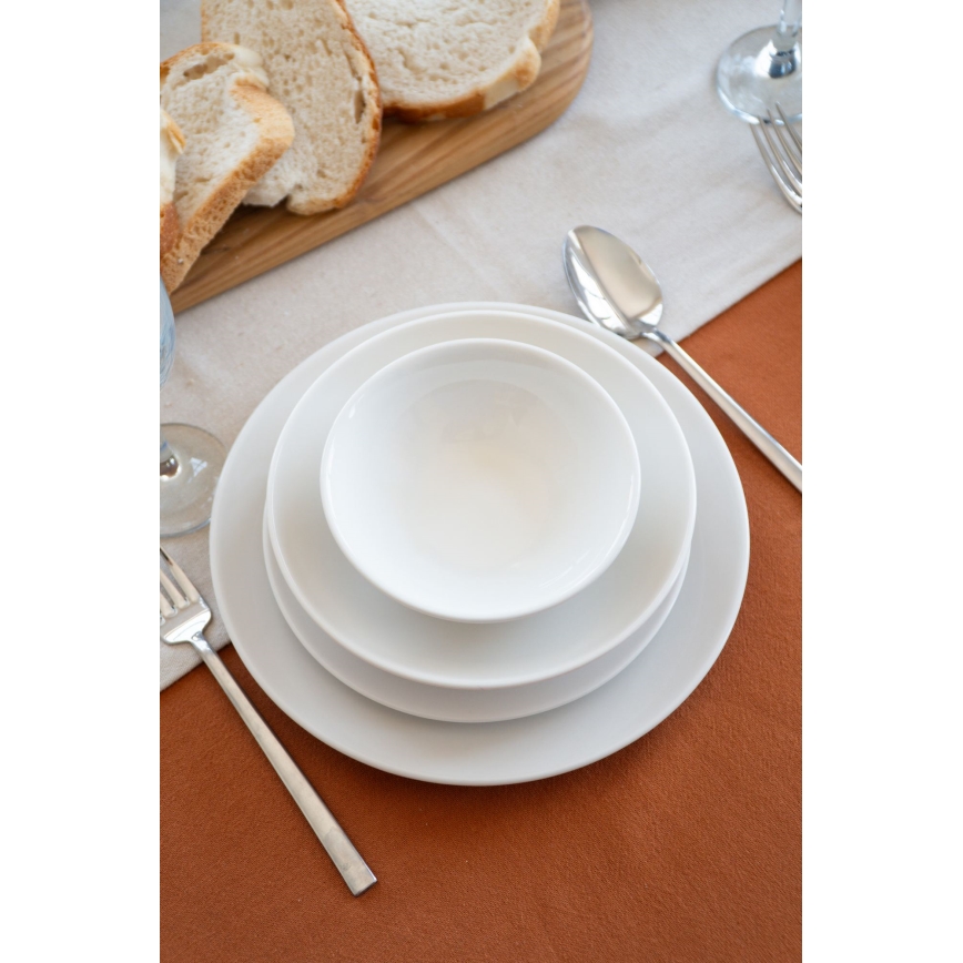 24-dielna jedálenská súprava z bieleho porcelánu