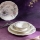 24-dielna pestrofarebná jedálenská súprava z porcelánu