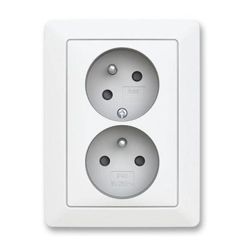 ABB 5513T-C02157 240 - Dvojitá domová zásuvka s rámikom ZONI 250V matná biela