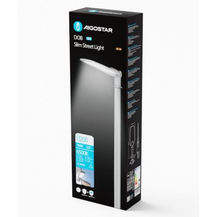 Balenie pouličného LED svetla AIGOSTAR DOB Slim Street Light, 150W, 6500K, 13200 lúmenov, zobrazuje bielu lampu s dlhým stĺpikom svietiacu dopredu. Na obale sú uvedené technické parametre.