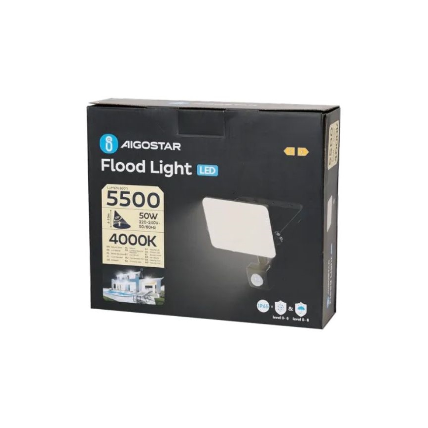 LED záhradné svietidlo AigoStar je zobrazené na čiernej krabici. Svietidlo má 5500 lúmenov, 50W, 4000K a je vybavené senzorom. Krabica ukazuje aj jeho použitie na dome.
