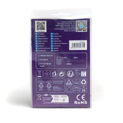 Zadná strana obalu s popisom svetielkového reťazca: 100 LED diód, napájanie 4,5V DC, dĺžka 10 metrov, spotreba 20 mA, tri batérie AAA, prevádzková teplota -25 až 45 stupňov Celzia, trieda krytia IP20, životnosť 15000 hodín. Obsahuje recyklačné symboly a informácie o výrobcovi.