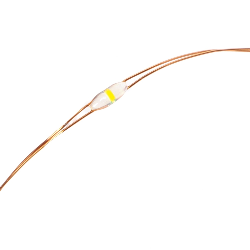 Balenie LED svetielok s medeným drôtom. Svietidlá sú bielej farby, dĺžka 12 metrov (2m + 10m), s rozostupom 10cm medzi jednotlivými LED diódami. Balenie obsahuje 100 LED.