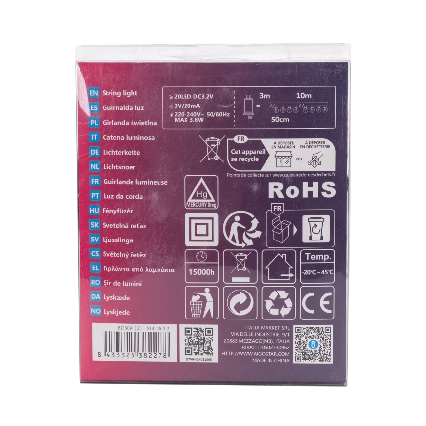 Balenie s LED svetelným reťazom; technické parametre a označenia, ako napríklad RoHS, CE, recyklácia, prevádzková teplota (-20°C až 45°C) a životnosť (15000h). Balenie obsahuje informácie v mnohých jazykoch.