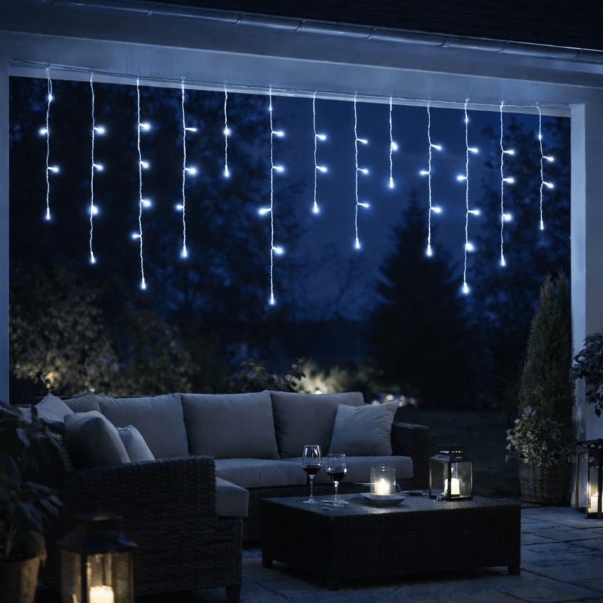 Aigostar - LED vonkajšia vianočná reťaz 300xLED/8 funkcií 3xAA 18x0,6 m IP44 studená biela