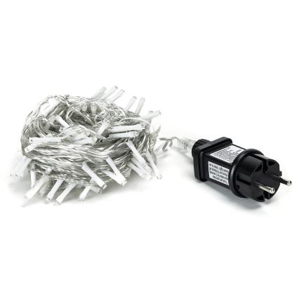Svetelný reťaz s mnohými malými LED diódami je zvinutý. Pripojený je k sieťovému adaptéru s európskou zástrčkou. Adaptér obsahuje technické údaje.