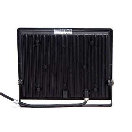 Svietidlo je pripojené k elektrickému káblu. Na zadnej strane je viditeľné označenie: AIGONTAR EP00010. Svietidlo je umiestnené na bielom pozadí.