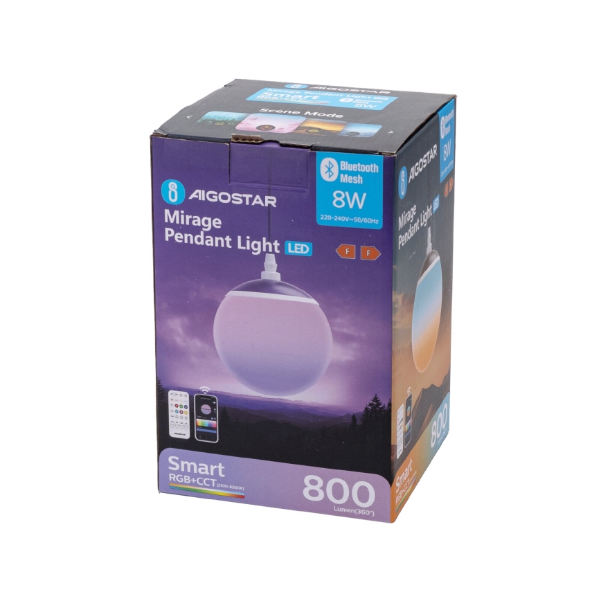 Balenie s guľovou závesnou LED lampou Mirage od Aigostar. Lampa je inteligentná, s Bluetooth Mesh technológiou, 8W výkonom a 800 lumenmi. Balenie zobrazuje lampu v rôznych farebných režimoch a dodáva sa s diaľkovým ovládaním.