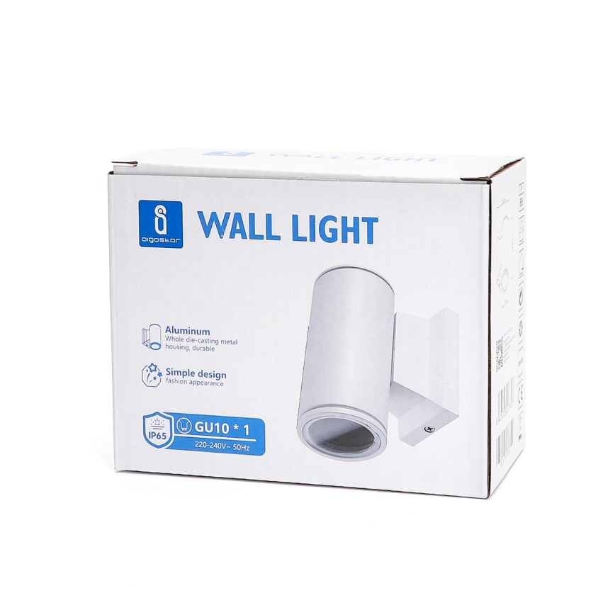 Biela nástenná lampa je zobrazená na kartónovej krabici. Krabica uvádza: WALL LIGHT, Aluminum, Whole die-casting metal housing durable, Simple design fashion appearance, IP65, GU10 * 1, 220-240V~ 50Hz.