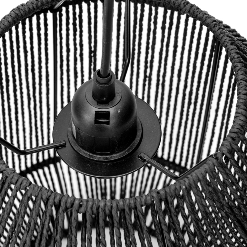 Závesné svietidlo s hranatým tienidlom visí zo stropu na dlhom káble. Tienidlo má priemer 230 mm a výšku 1600 mm. Horný priemer je 100 mm.