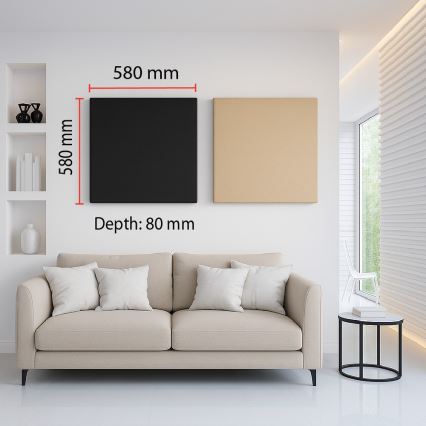 Čierna štvorcová maľba s rozmermi 580 x 580 mm a hĺbkou 80 mm visí na stene vedľa béžovej maľby. Nábytok: pohovka v svetlo béžovej farbe.