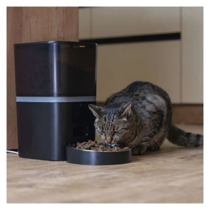 Automatický dávkovač krmiva s mikrofónom a kamerou 6l/5V/4xAA Wi-Fi