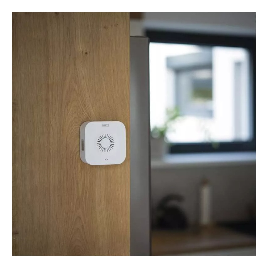 Bezdrôtový videozvonček so senzorom pohybu GoSmart 5V 3xAA IP65 Wi-Fi Tuya