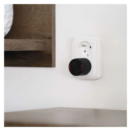 Bezdrôtový zvonček do zásuvky 230V + 1xCR2032 čierna