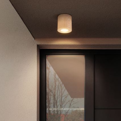 Brilagi - LED RGBW stmievateľné kúpeľňové svietidlo MIA 1xGU10/4,8W/230V 3000K 84x80 mm dubový dekor IP44 + diaľkové ovládanie