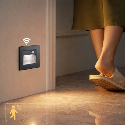 Brilagi - LED schodiskové svietidlo so senzorom STEP LIGHT LED/1,5W/230V IP44 čierna