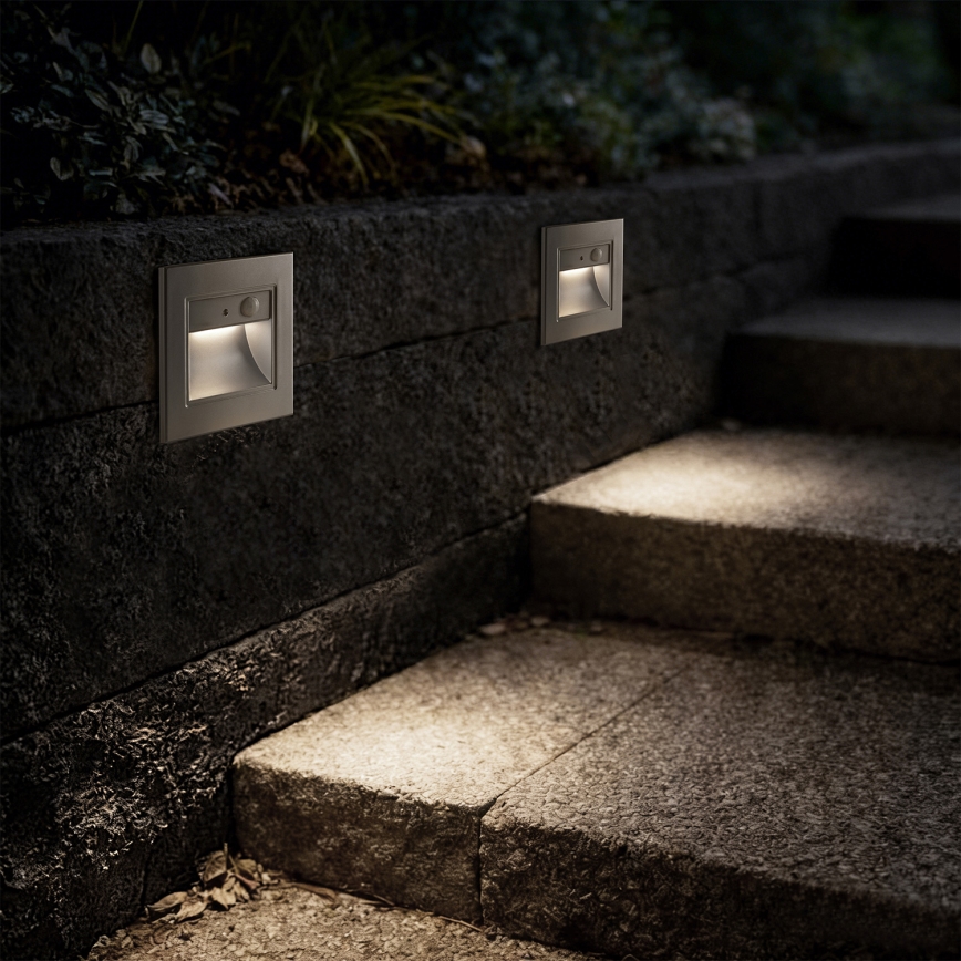 Brilagi - LED schodiskové svietidlo so senzorom STEP LIGHT LED/1,5W/230V IP44 strieborné