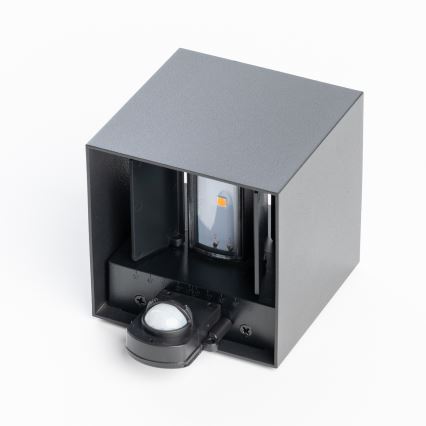 BRILAGI - LED vonkajšie nástenné svietidlo so senzorom CUBE LED/6W/230V antracit IP65