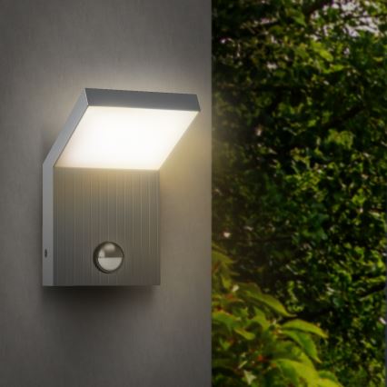 Brilagi - LED vonkajšie nástenné svietidlo so senzorom RIANO LED/8W/230V strieborné IP65