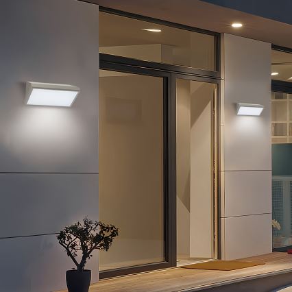 Brilagi - LED vonkajšie nástenné svietidlo so senzorom TRIANGLE LED/20W/230V sivé IP65