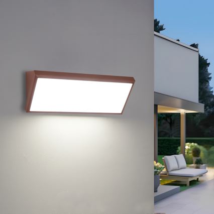Brilagi - LED vonkajšie nástenné svietidlo TRIANGLE LED/42W/230V 45 cm hnedé IP65