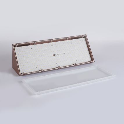 Brilagi - LED vonkajšie nástenné svietidlo TRIANGLE LED/42W/230V 45 cm hnedé IP65