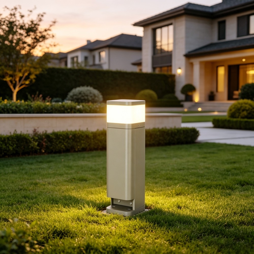 BRILAGI - Vonkajšia lampa s 2 zásuvkami SCHUKO PILLAR 1xG9/11W/230V IP44 sivá