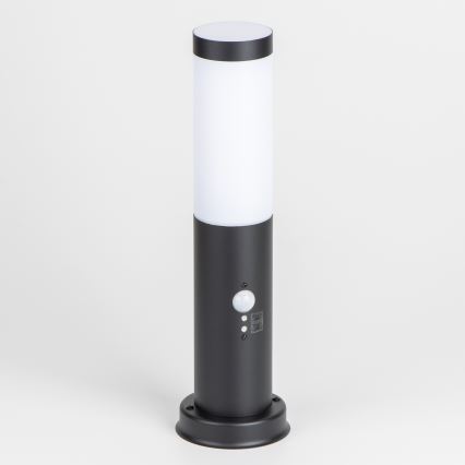 Brilagi - Vonkajšia lampa so senzorom NOVA 1xE27/15W/230V 40 cm IP44 čierna
