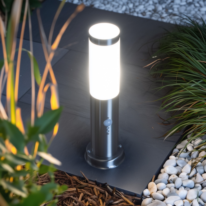 Brilagi - Vonkajšia lampa so senzorom NOVA 1xE27/15W/230V 40 cm IP44 matný chróm