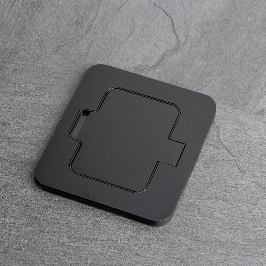 Brilagi - Vonkajšia zapustená obdĺžniková podlahová zásuvka IP55 čierna