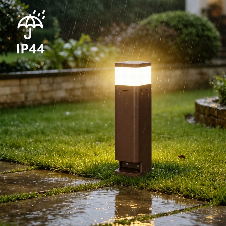 BRILAGI - Vonkajšie svietidlo s 2 zásuvkami SCHUKO PILLAR 1xG9/11W/230V IP44 hnedé