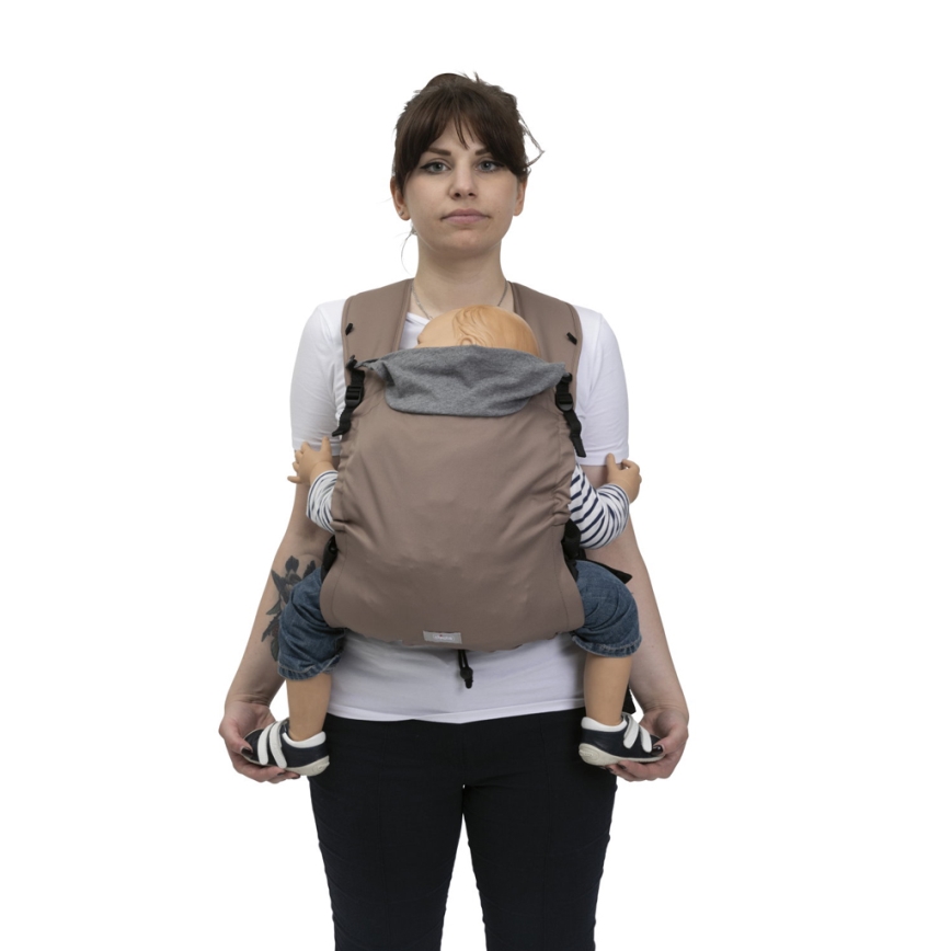 Chicco - Detské nosidlo SKIN FIT hnedá