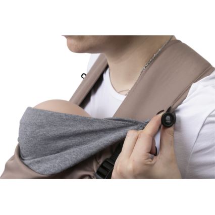 Chicco - Detské nosidlo SKIN FIT hnedá