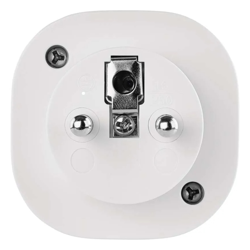 Biela zásuvka prijíma elektrickú zástrčku. Je štvorcového tvaru s dvoma kruhovými otvormi pre kolíky a je upevnená skrutkami.