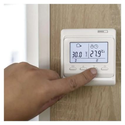 Digitálny termostat 230V/16A