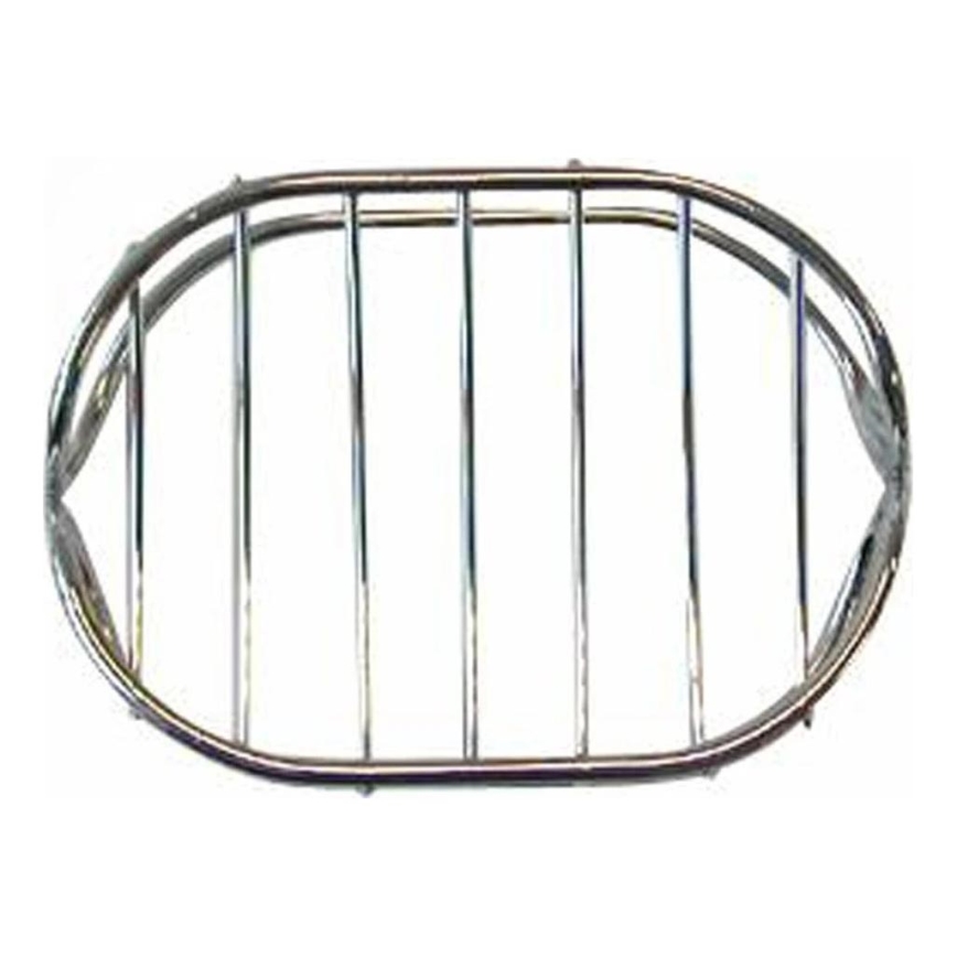 Oválny kovový držiak na mydlo s priečnymi držiakmi slúži na odkladanie mydla v kúpeľni.