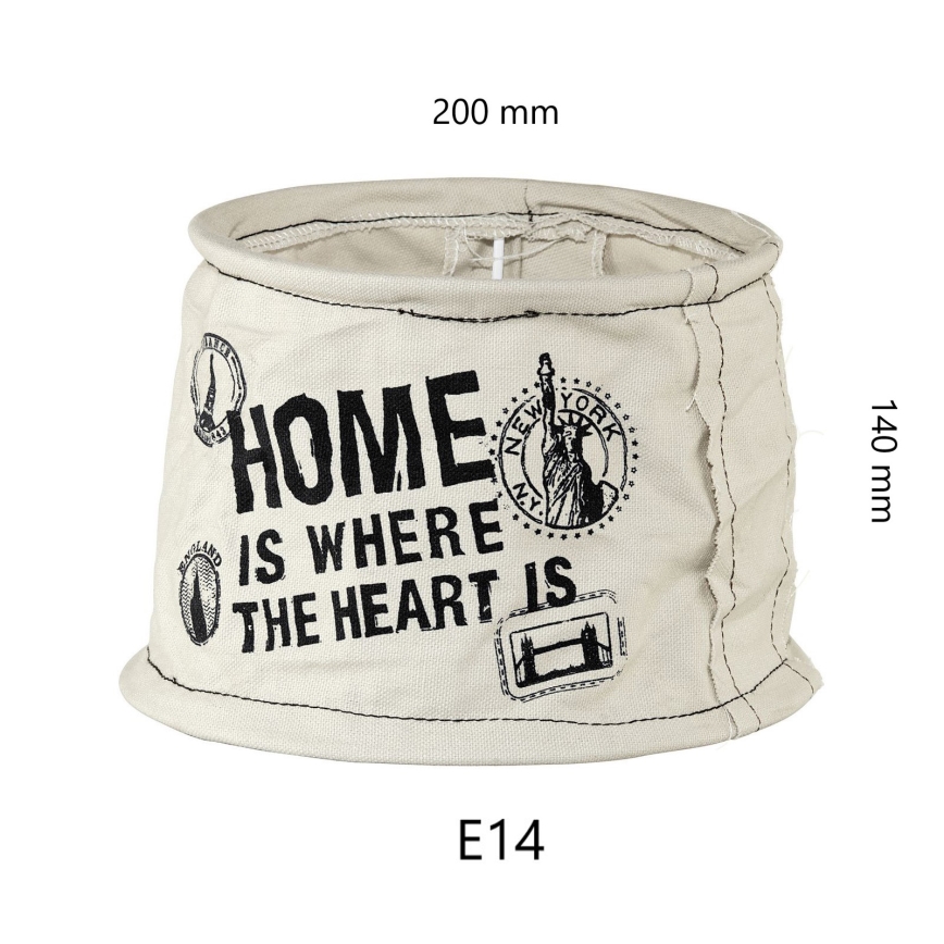 Valcový textilný výrobok s potlačou „HOME IS WHERE THE HEART IS“ a obrázkami symbolov New Yorku a Londýna, s rozmermi 200 x 140 mm, označený E14.
