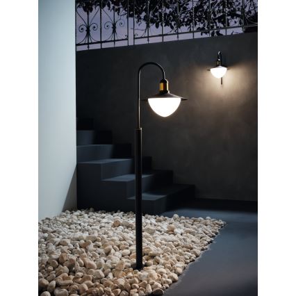 Eglo - Vonkajšia lampa 1xE27/60W/230V