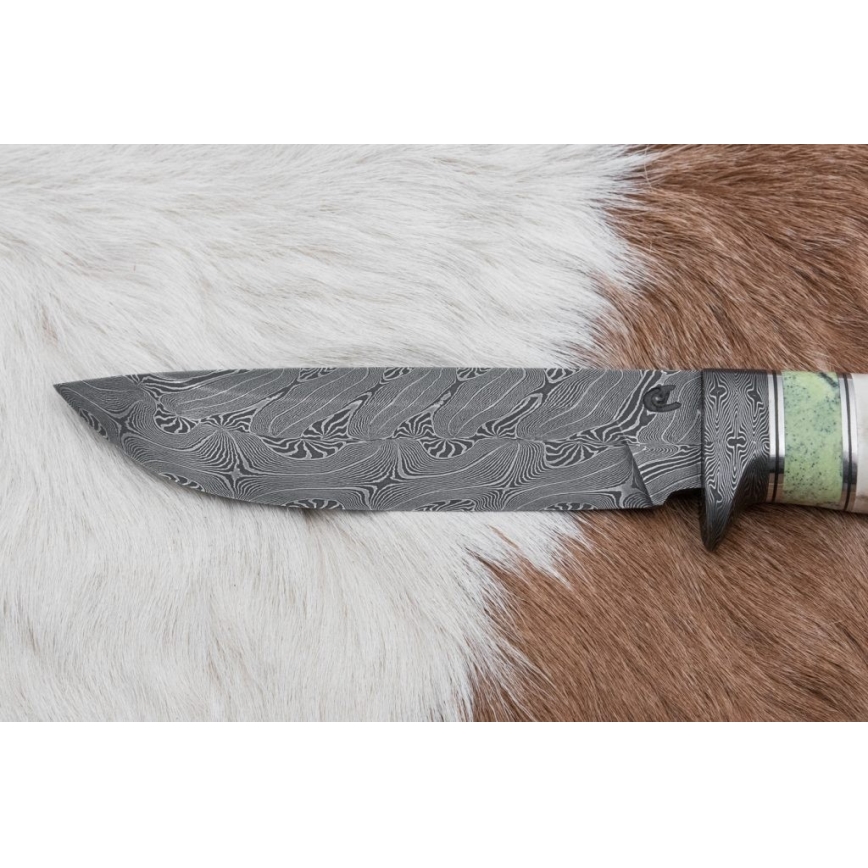 Exkluzívny damaškový nôž 13 cm serpentinit/sobí paroh