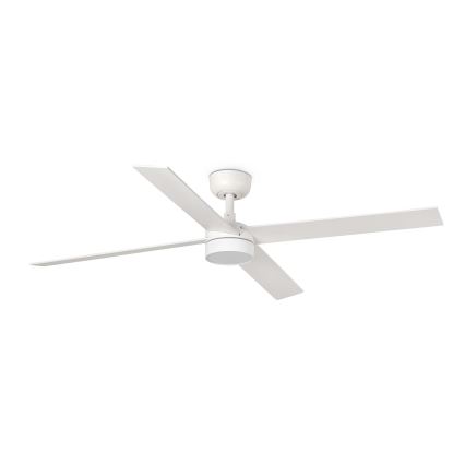 Biely stropný ventilátor s štyrmi lopatkami sa otáča. Je umiestnený proti bielemu pozadiu.