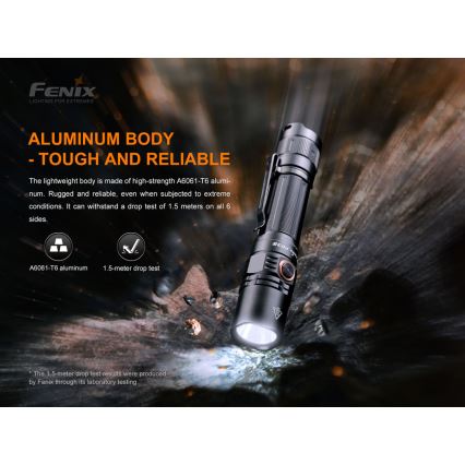 Fenix PD35V30 - LED nabíjacia baterka LED/USB/2xCR123A IP68 1700 lm 230 h 2600 mAh
