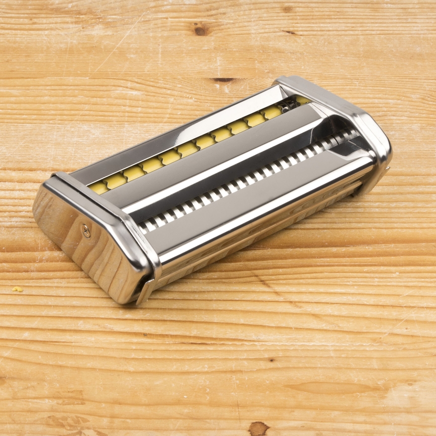 G3Ferrari G20121 - Strojček na cestoviny 90W/230V, nerezové prevedenie