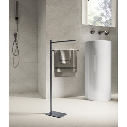 Gedy - Stojan na uteráky TRILLY 83,5 cm metalická sivá