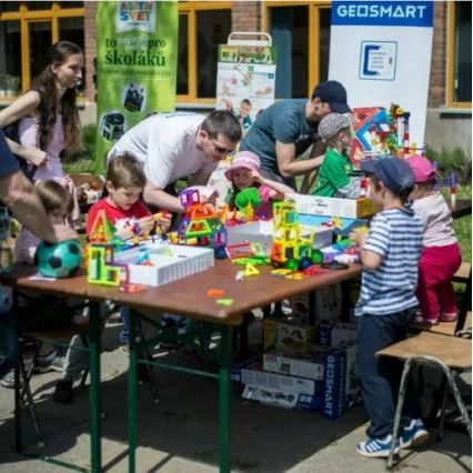 GeoSmart - Magnetická stavebnica 100 ks