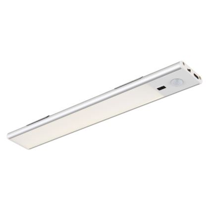 LED podsvietenie s pohybovým senzorom a USB portom je umiestnené pod skrinkou. Svieti a detekuje pohyb. Má striebornú hliníkovú konštrukciu.