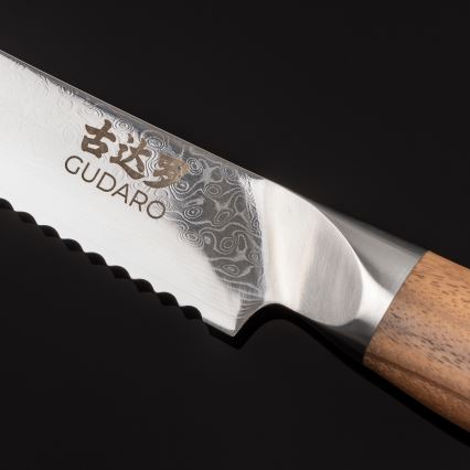 Gudaro - Damaškový kuchynský nôž na pečivo TAKUMI 8, 67 vrstiev ocele, dĺžka 20 cm, orech