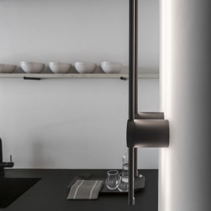 Ideal Lux - LED Nástenné svietidlo ESSENCE LED/12W/230V 3000K 70 cm CRI 90 čierna