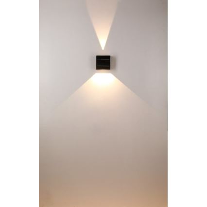 LED Solárne nástenné svietidlo LED/2W/3,7V 4000K IP44 1300 mAh
