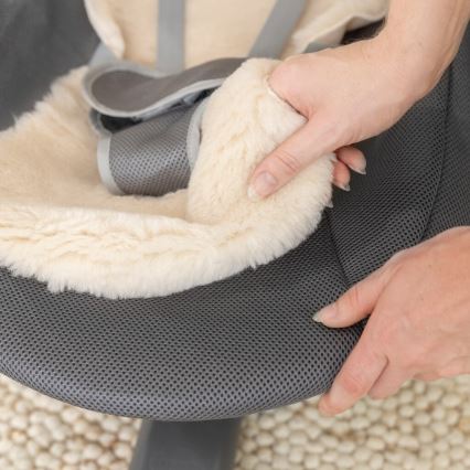 Ingenuity - Detská vibrujúca hojdačka s melódiou EVERY SEASON šedá